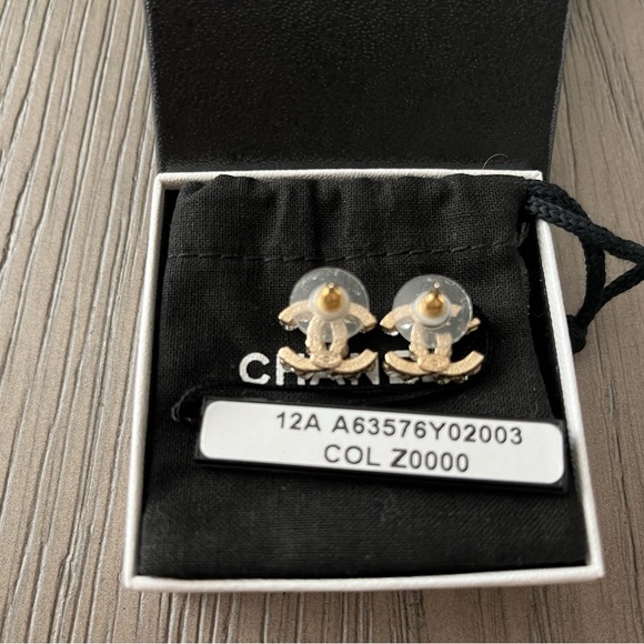 Authentic Chanel Crystal CC Stud Earrings Gold - Picture 3 of 5